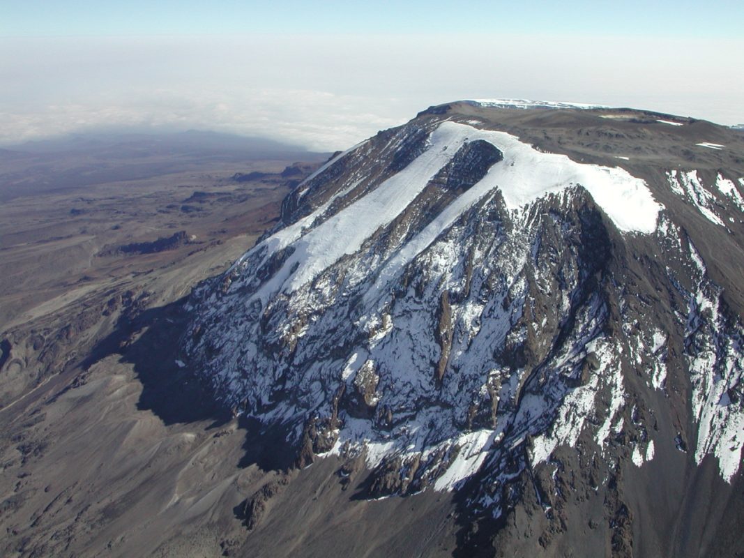 Kili_Jan_2005