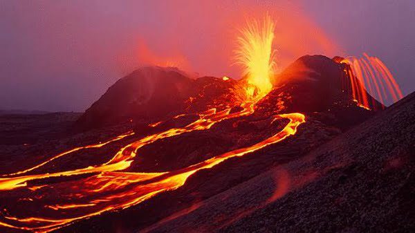 Welcome-to-Hawaii-Volcanoes-National-Park