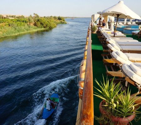 nile-cruises-luxor-aswan